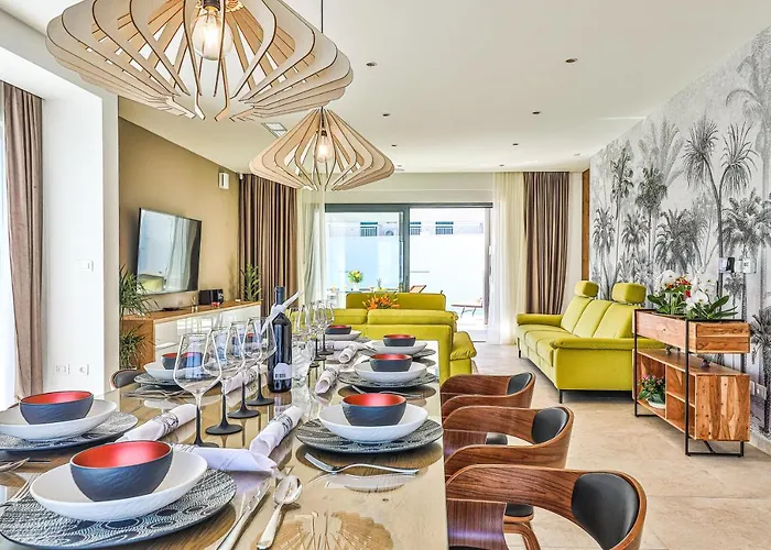 - Gold With Pool & Whirpool Villa Trogir