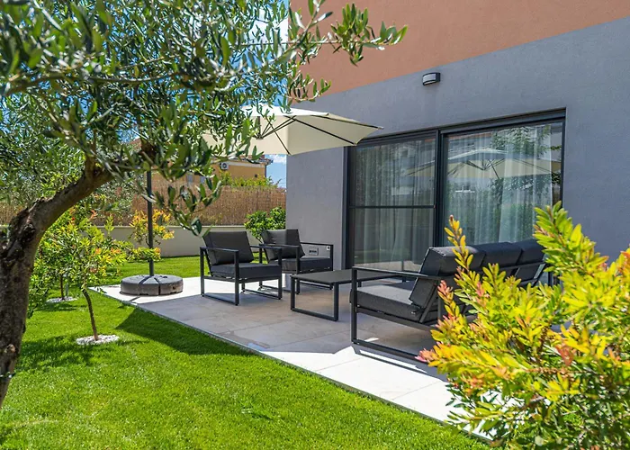 别墅 - Gold With Pool & Whirpool *