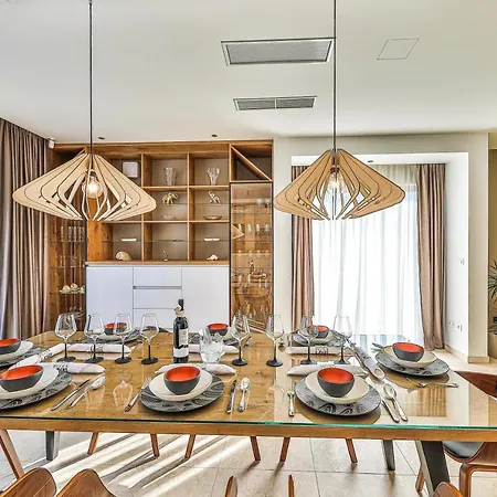 别墅 - Gold With Pool & Whirpool *